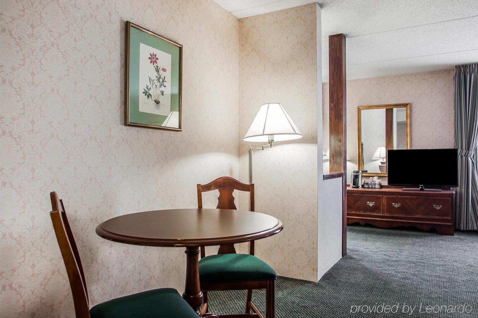 Quality Inn Montgomeryville-Philadelphia Dış mekan fotoğraf